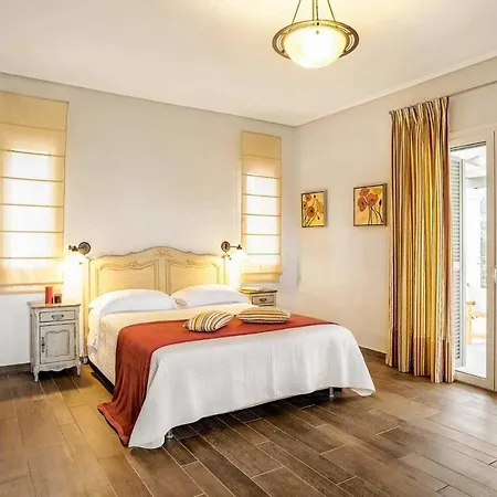 Villa Mandola *